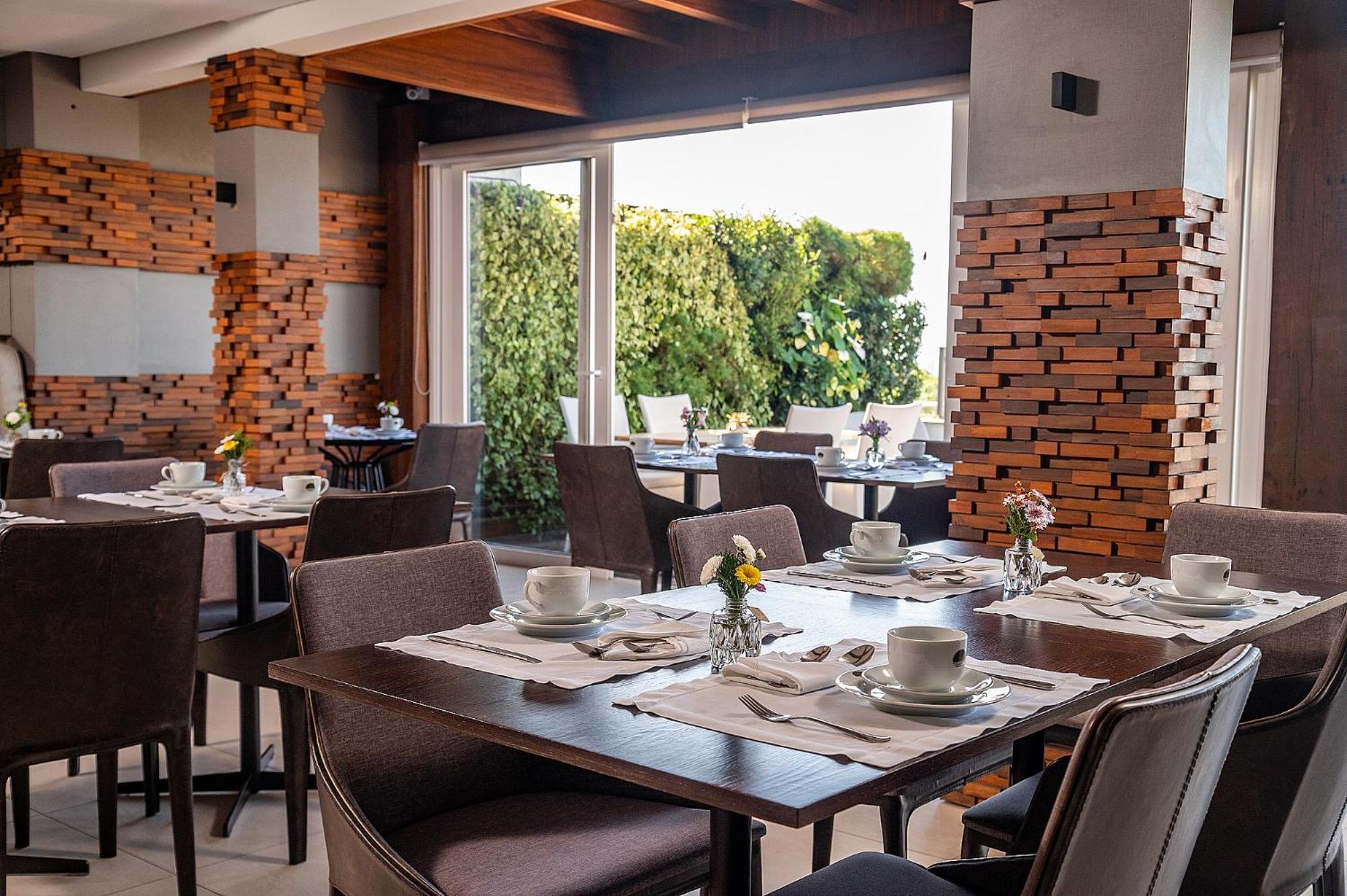 Villa D'Ozio Hotel E Cucina Ітажаї Екстер'єр фото